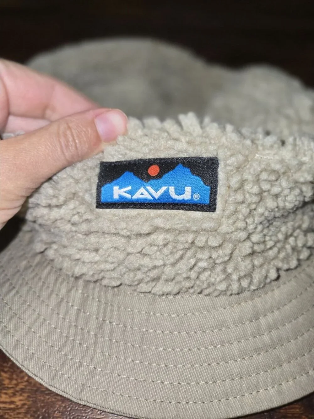 Bucket Hat KAVU Fur Ball Boonie Bucket Hat Sherpa Chalk Tan Adult Unisex OS